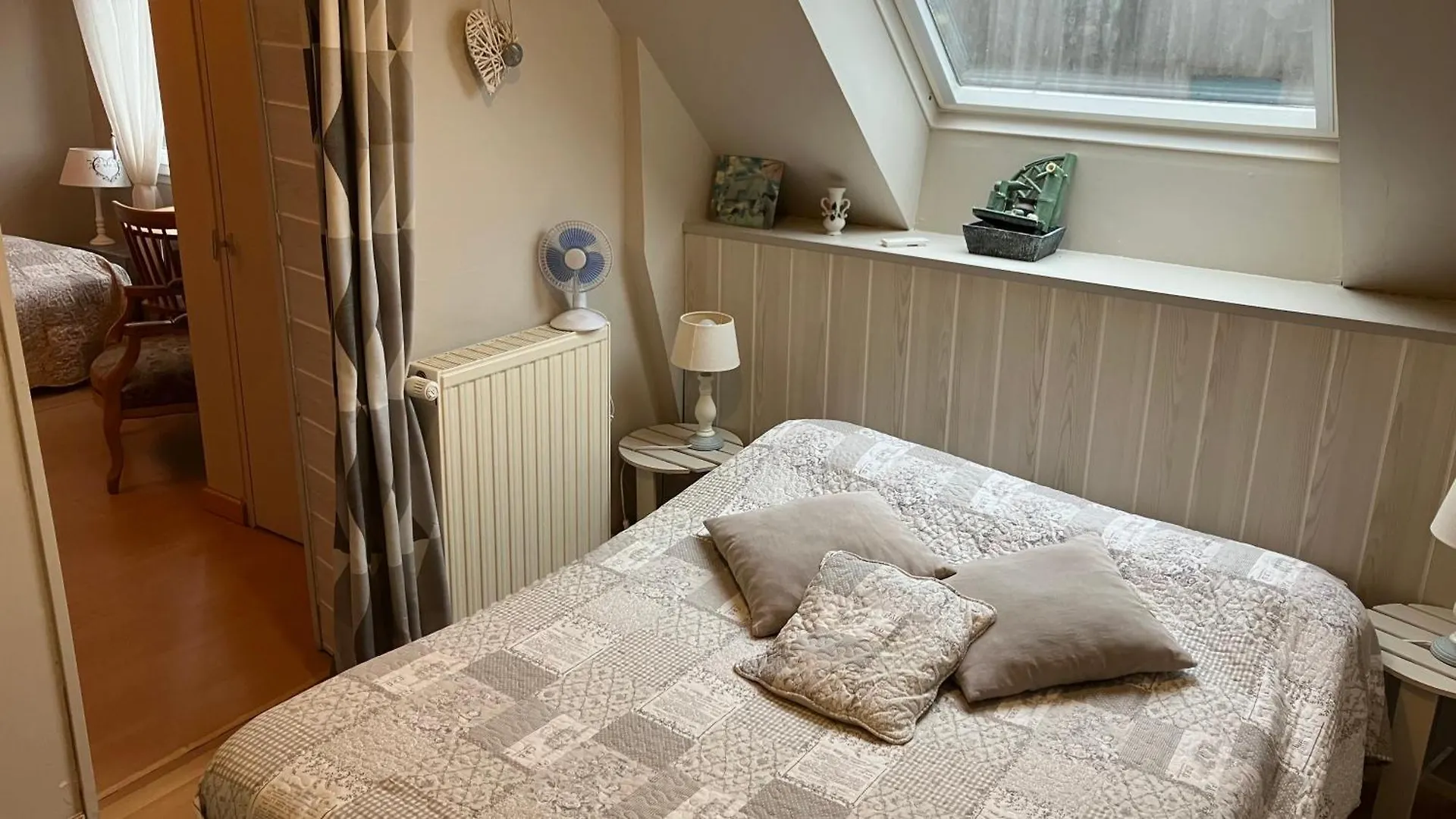 *** Bed & Breakfast Caux-Breizh Bed and Breakfast Rohan Frankrike